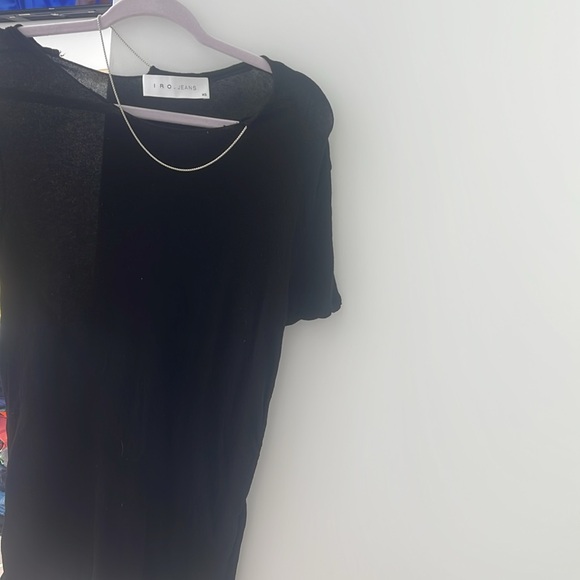 IRO JEANS Tee w/ Silver attached chain - Picture 2 of 6